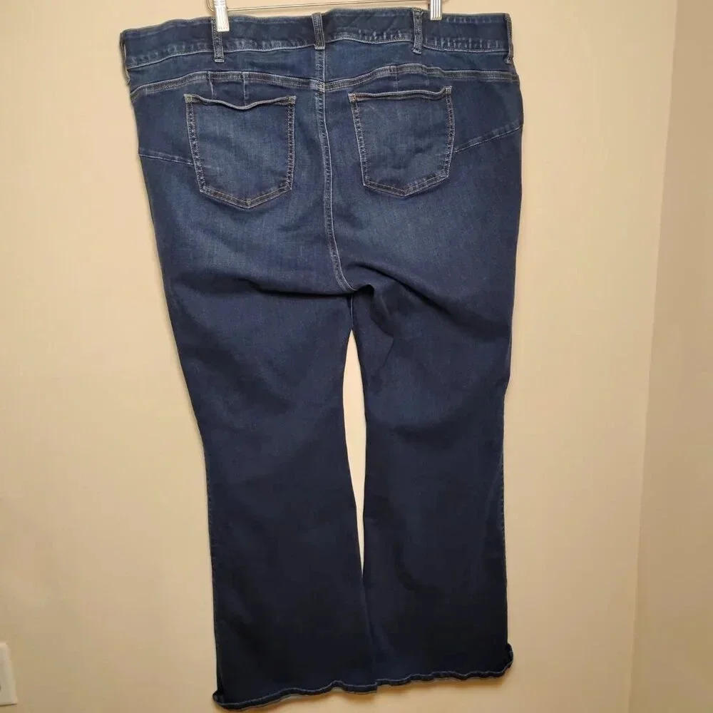 Torrid Bombshell Flare Dark Wash High Rise Jeans, 26R - Picture 2 of 9